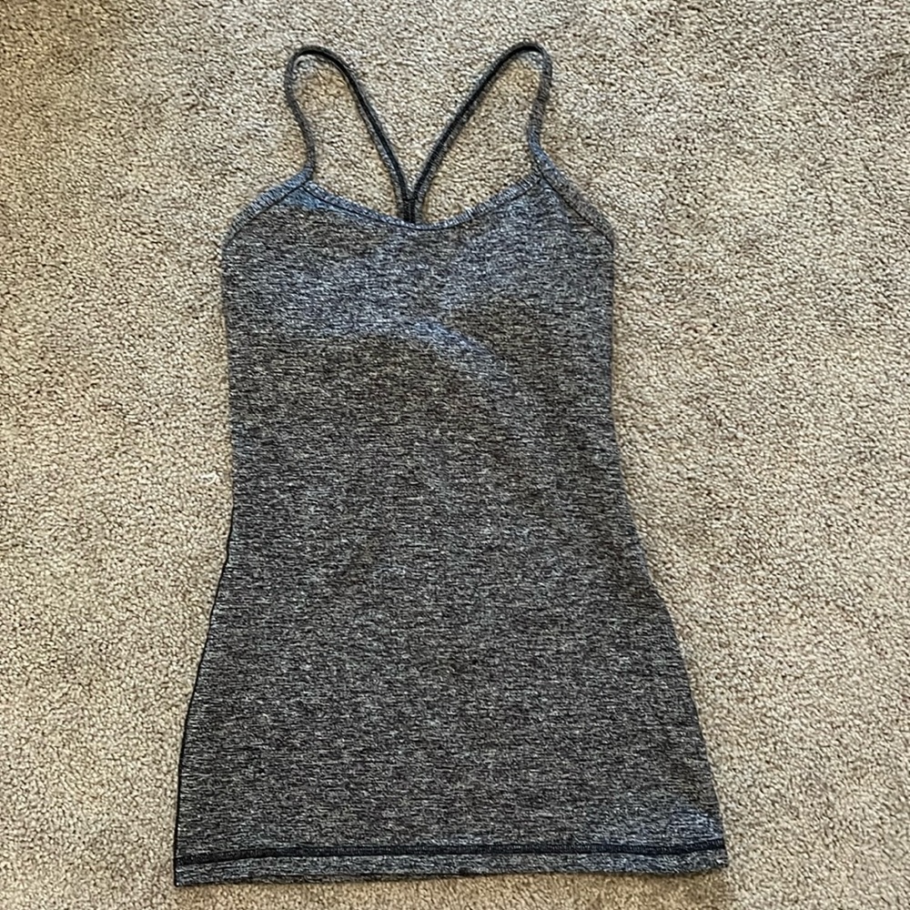 Lululemon tank